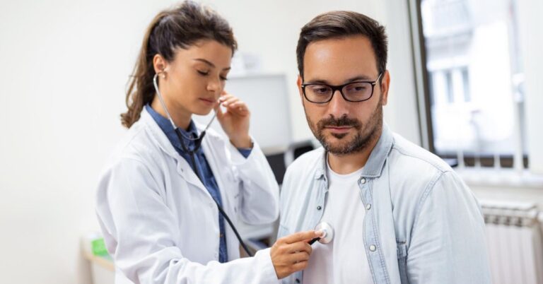 Lung specialist in Indore evaluating breathing problems caused by air pollution and respiratory issues